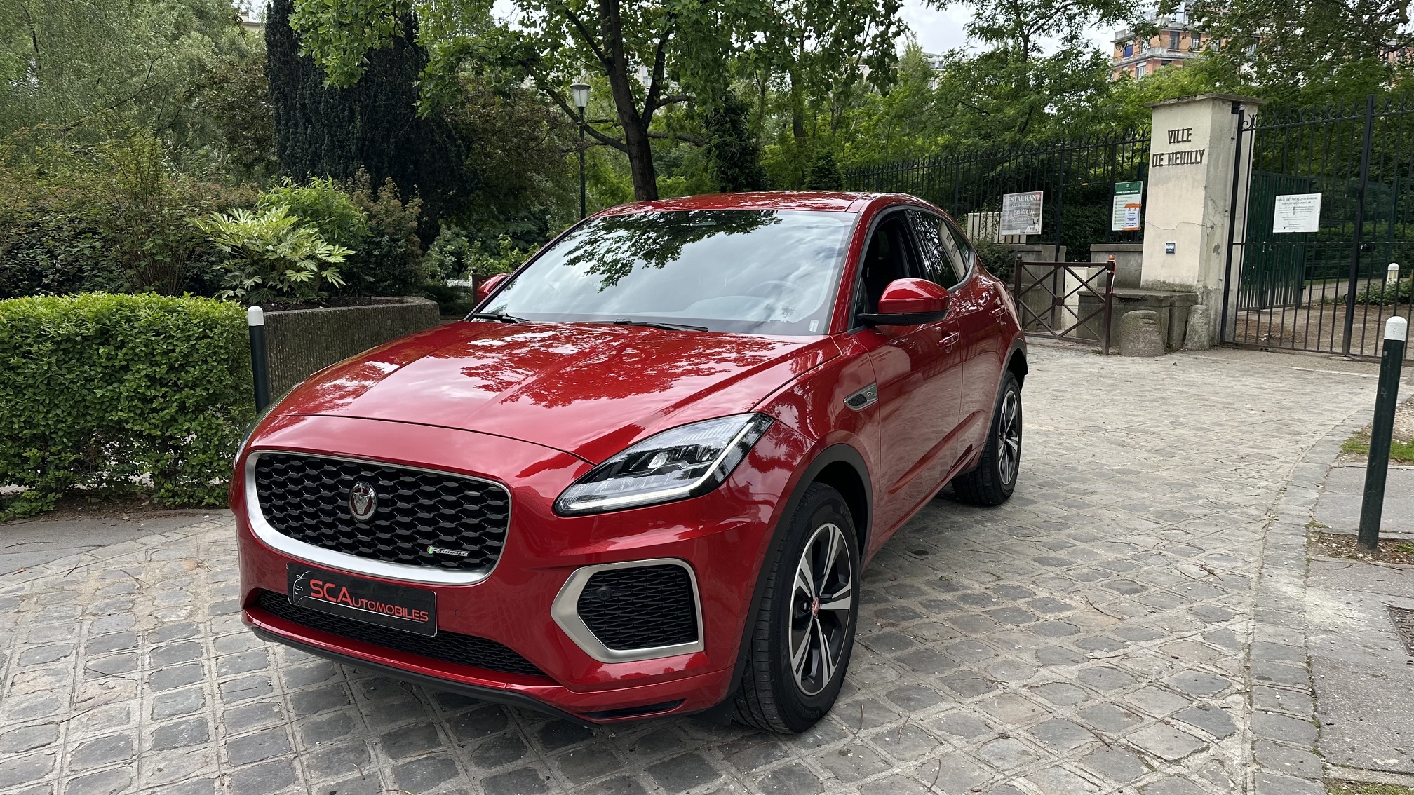 Jaguar E-PACE P300E PHEV R-DYNAMIC S BVA AWD