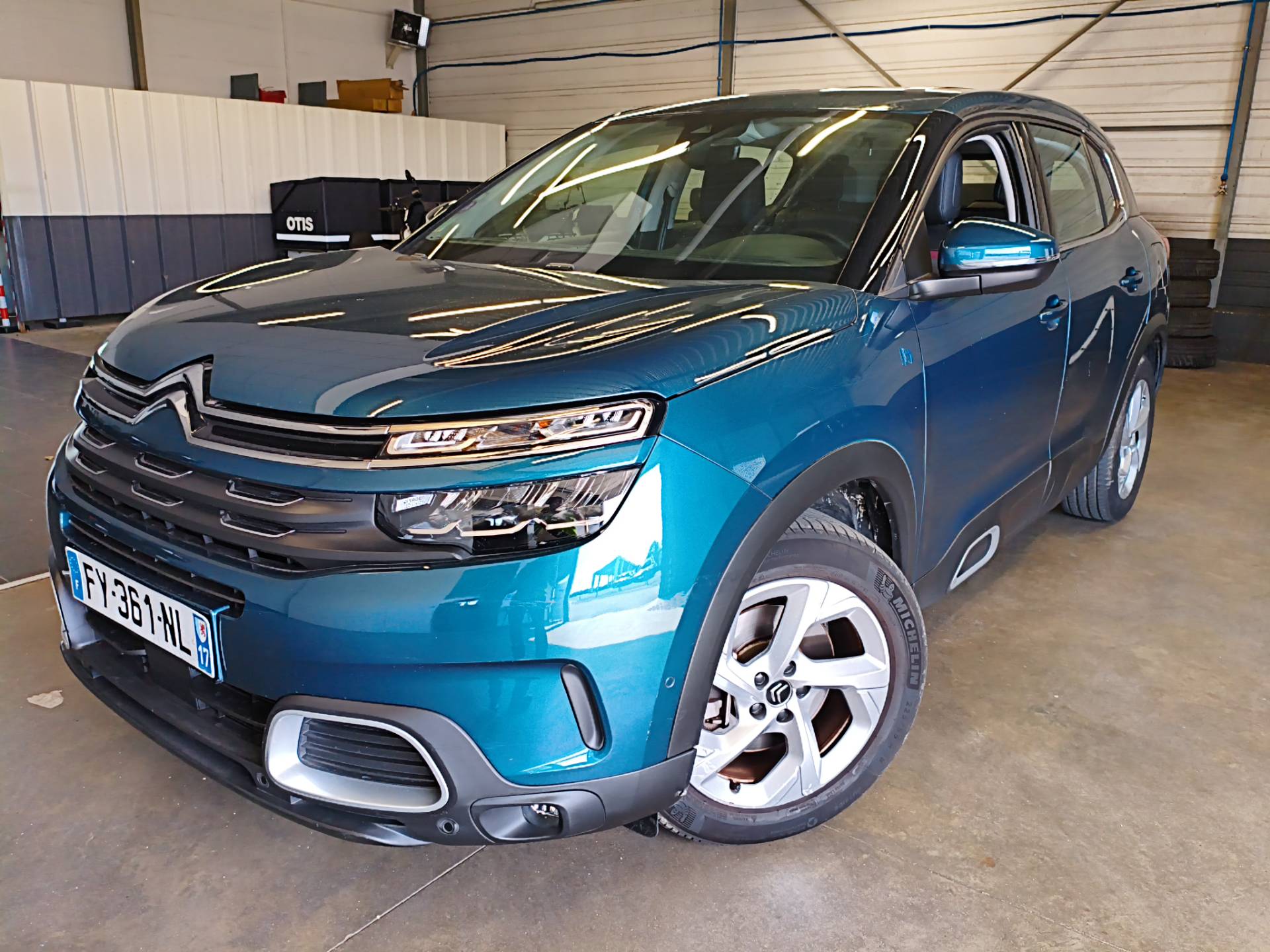CITROEN C5 AIRCROSS 1.6 HYBRID 225 BUSINESS E-EAT8