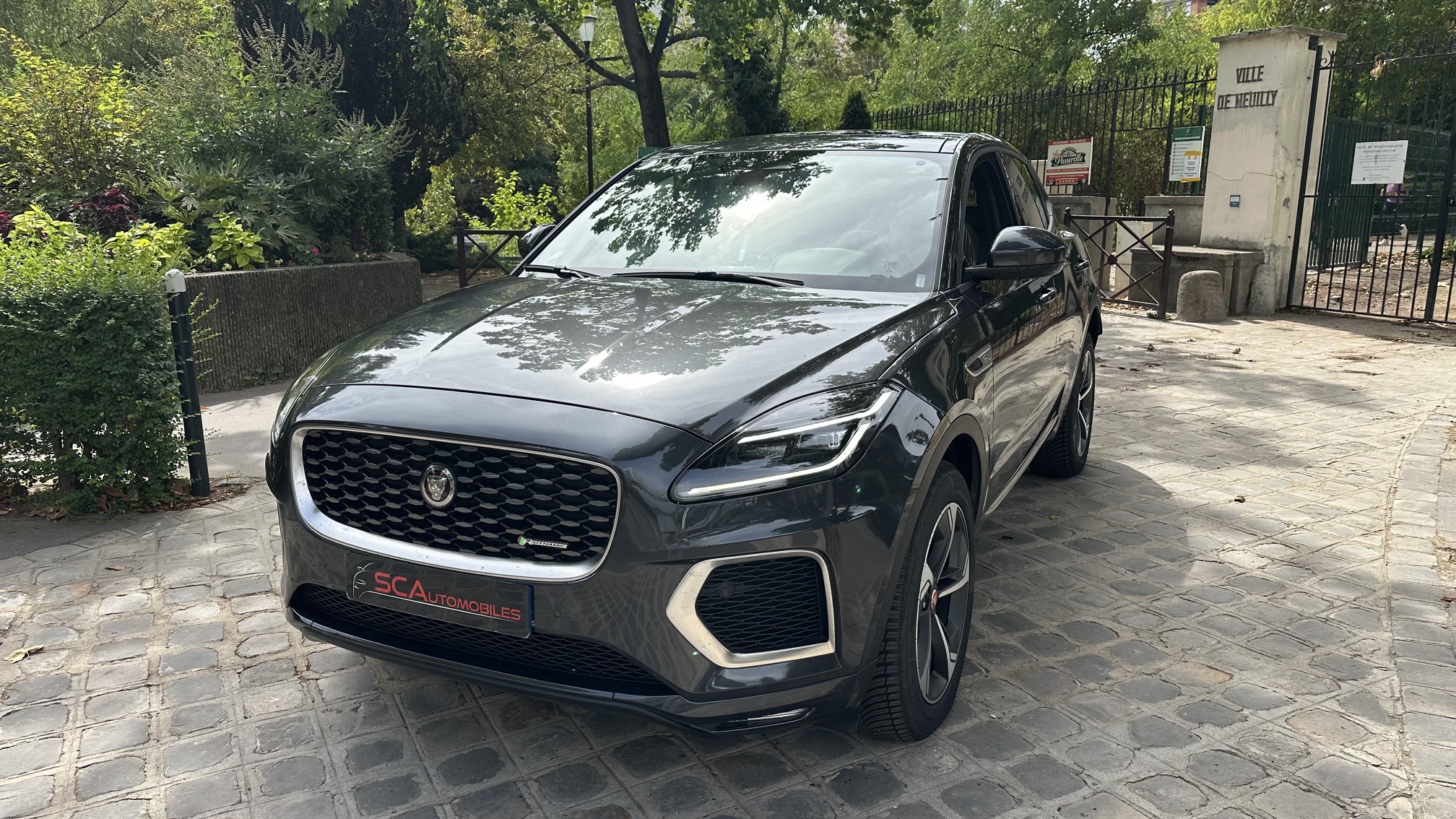 Jaguar E-PACE P300e PHEV 309ch R-Dynamic SE